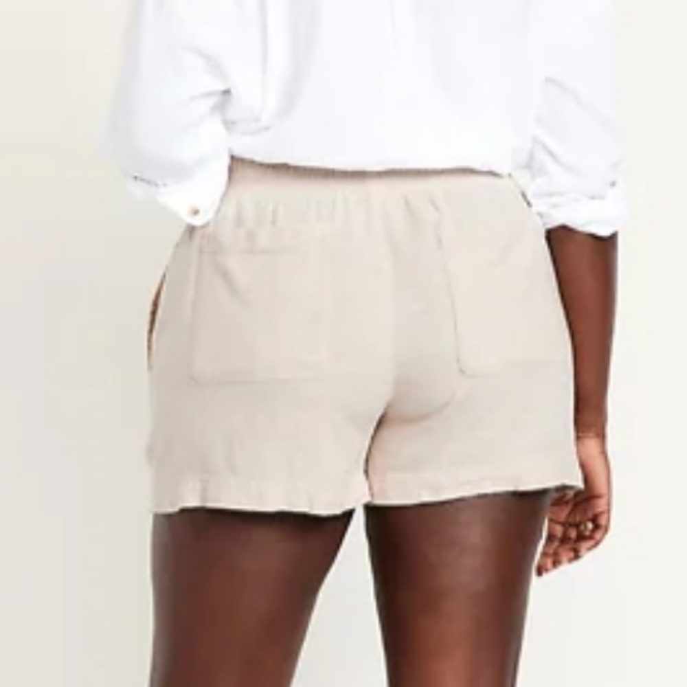 Old Navy Women's  Lien Blend High Waisted Tan Shorts 3.5" Seam Nwt Size M - Picture 2 of 9